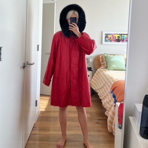 Vintage Red Leather Coat - Picture 1 of 7